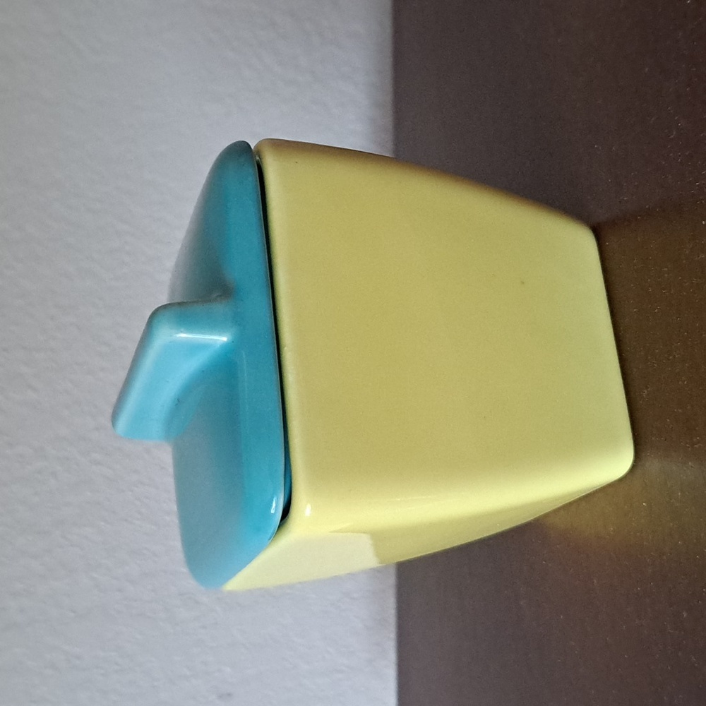 Vintage Franciscan Ware Yellow with Blue Lid 3"x 2.5"